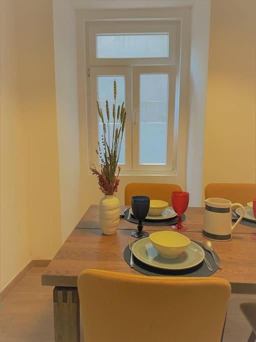 Charming Apartment With Pateo - Rituals&Routines Lisboa Eksteriør bilde