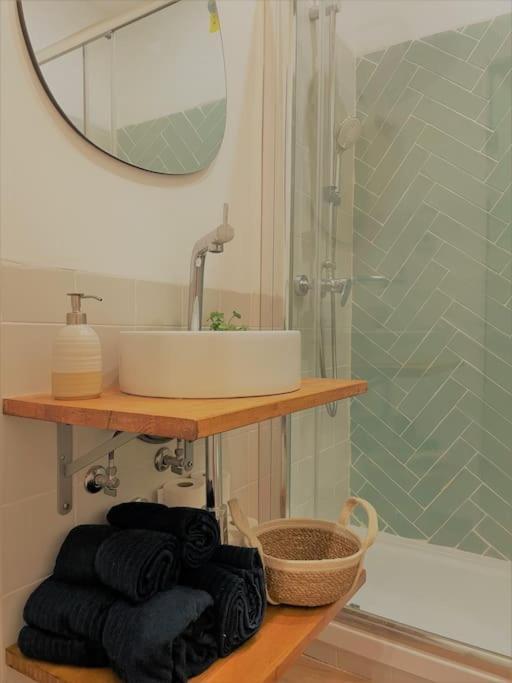 Charming Apartment With Pateo - Rituals&Routines Lisboa Eksteriør bilde
